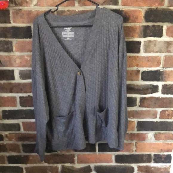 Joyspun button up Cardigan sweater - Picture 3 of 5